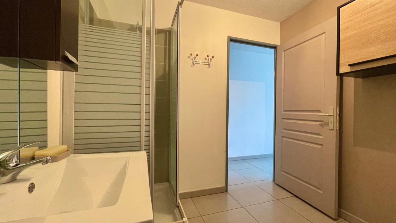 Studio Cosy Tout Equipe - Idealement Situe Saint-Denis Exterior foto