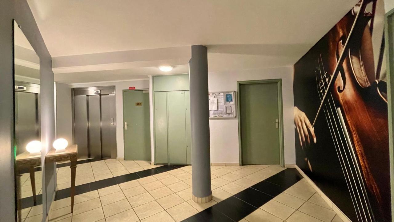 Studio Cosy Tout Equipe - Idealement Situe Saint-Denis Exterior foto